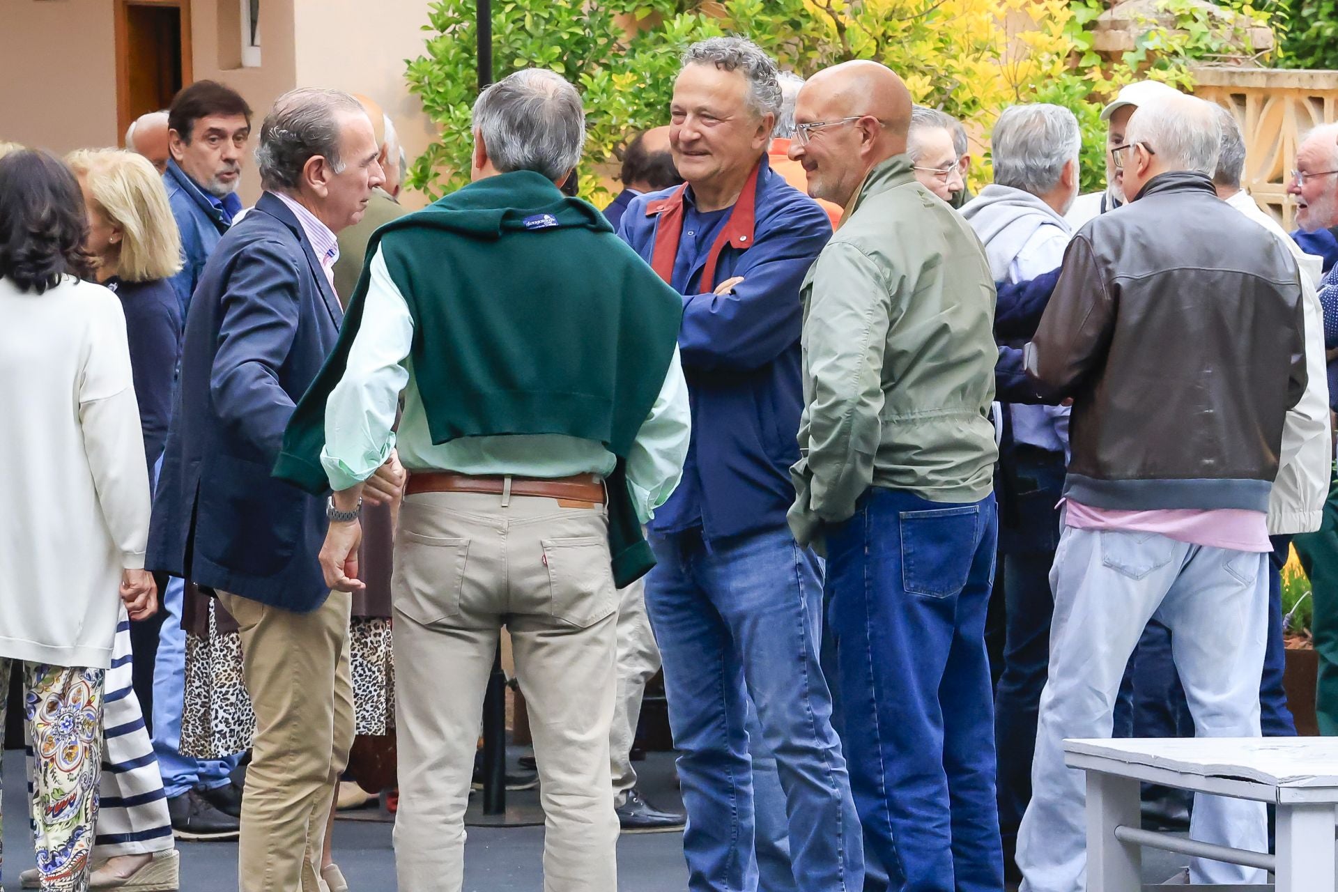 Reunión de la promoción de COU de 1975 del colegio de La Inmaculada