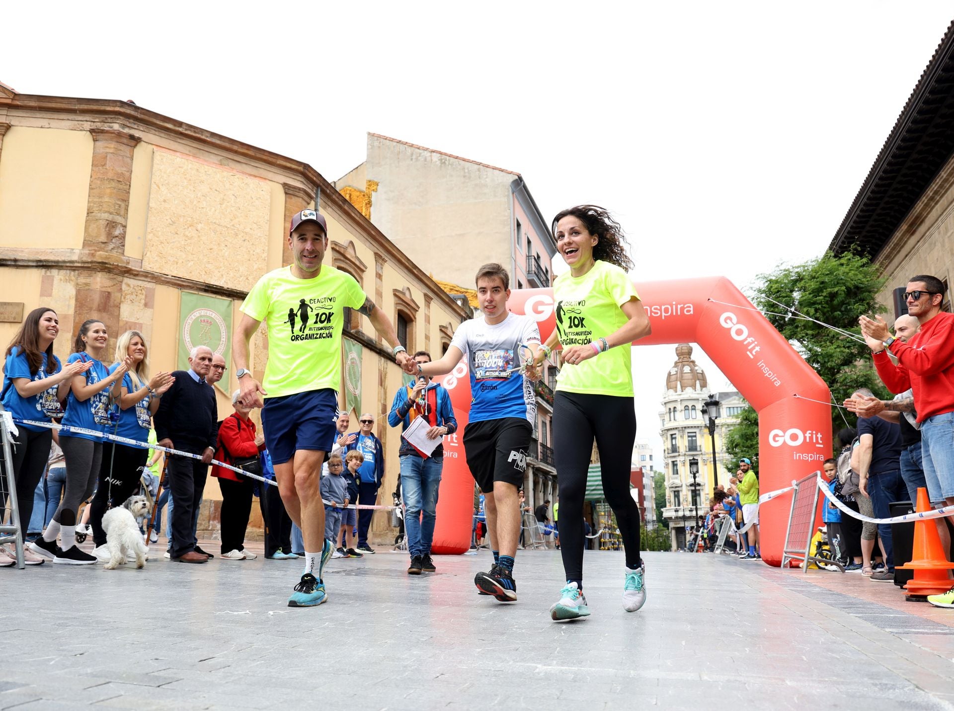 Fotos: III edición de la Carrera 10Km AutismOviedo