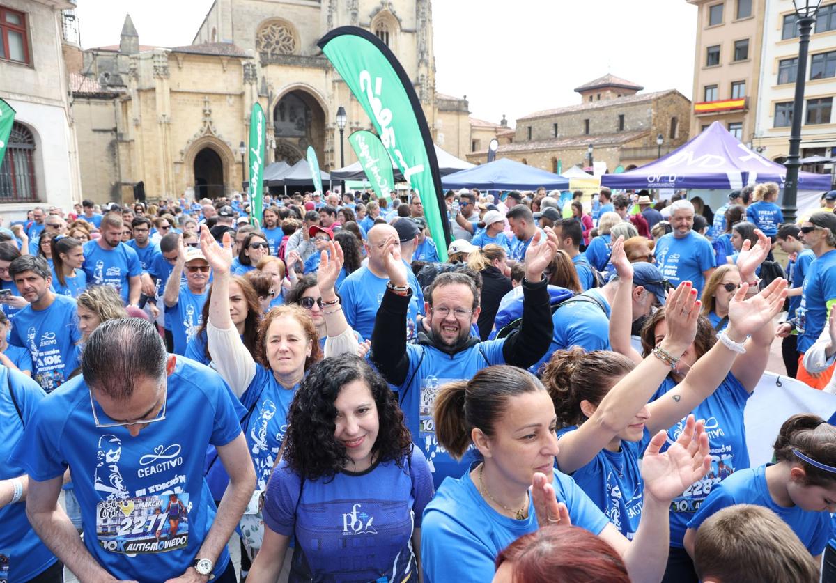 Más de 1.500 personas participaron en la marcha por el autismo.