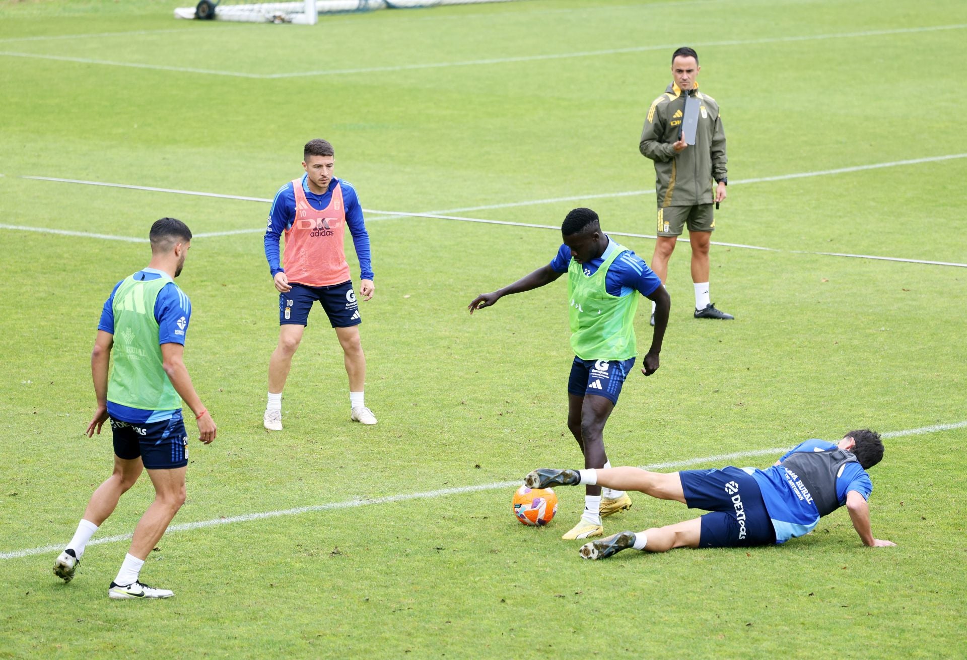 Entrenamiento del Real Oviedo tras el partido en Miranda de Ebro