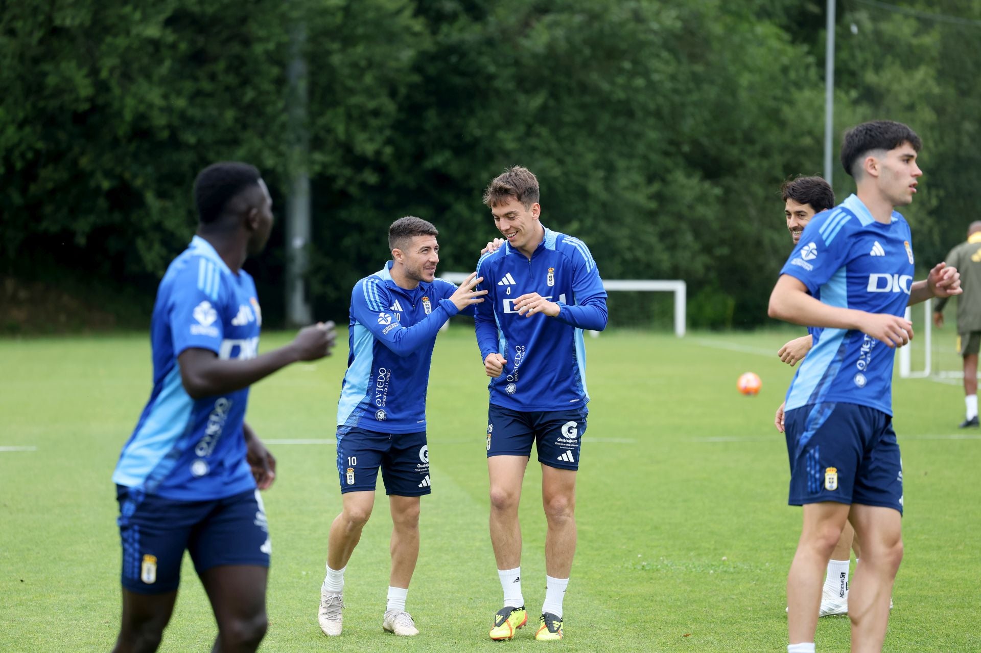 Entrenamiento del Real Oviedo tras el partido en Miranda de Ebro