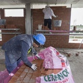 La construcción es uno de los sectores que concentra más afiliación extranjera.