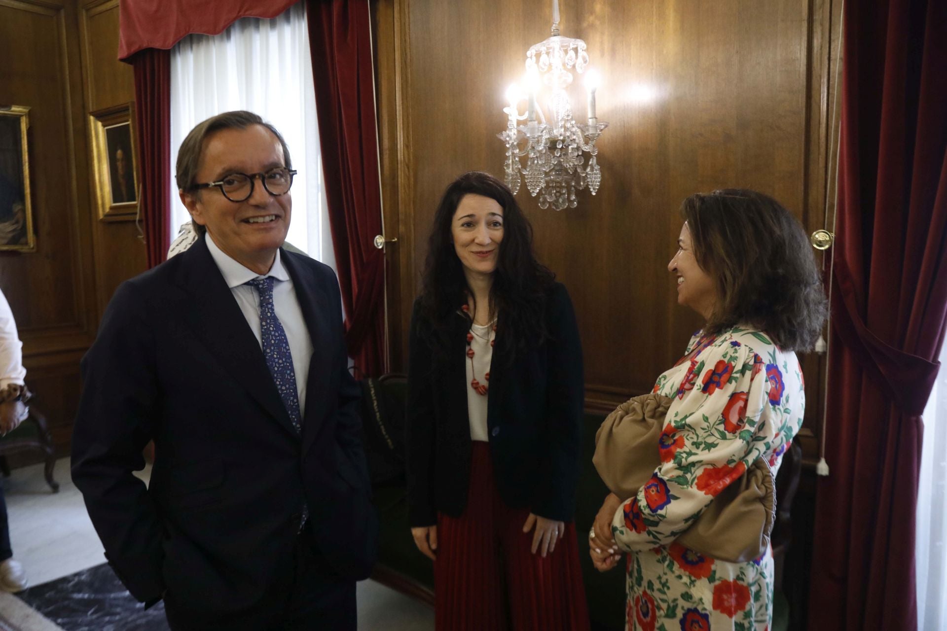 Recepción en el Consistorio a los premios de LA VOZ DE AVILÉS