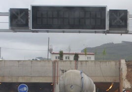 Túnel bajo la ría, cuyos paneles de mensajería se mejorarán.