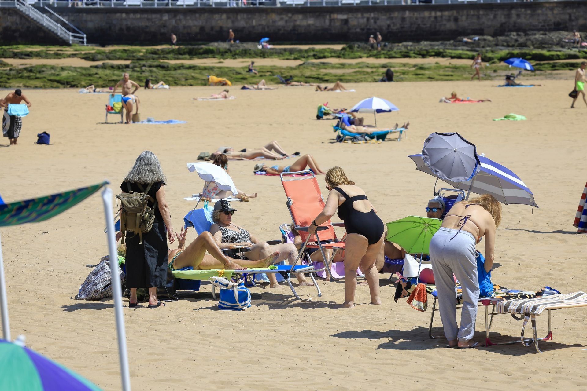 Asturias dice &#039;hola&#039; al calor con termómetros superando los 30 grados