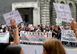 Última protesta de las educadoras del ciclo 0 a 3, en Oviedo.
