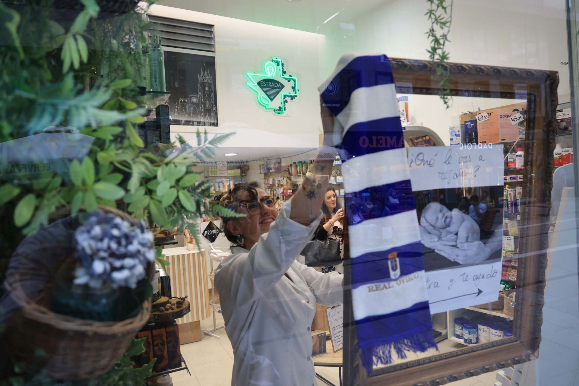 Los comercios de Oviedo empujan al Real Oviedo a Primera