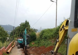 Inicio de las obras en Castañéu, Grado.