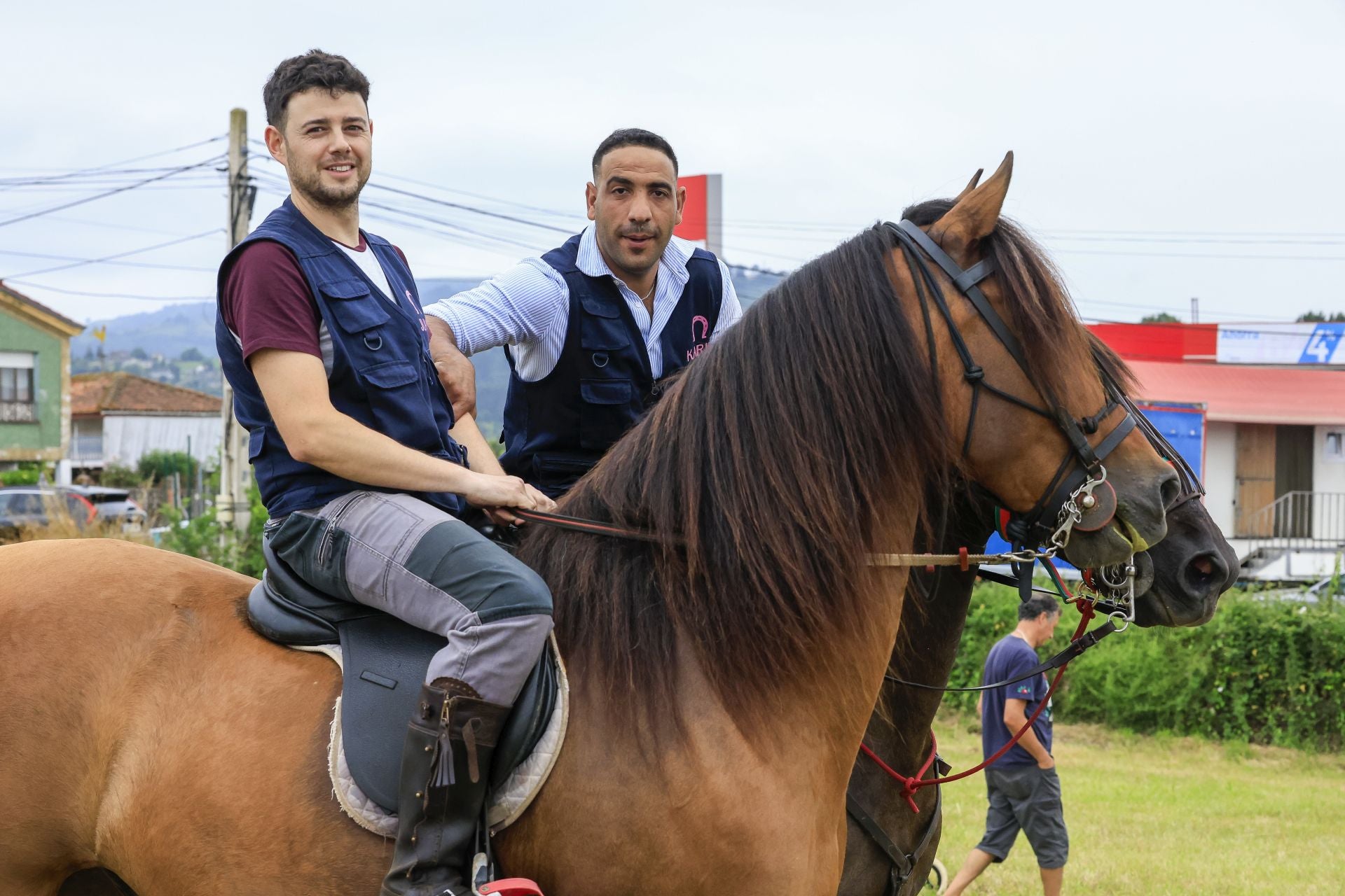 Concurso de cinta a caballo en las fiestas de Mareo, en Gijón