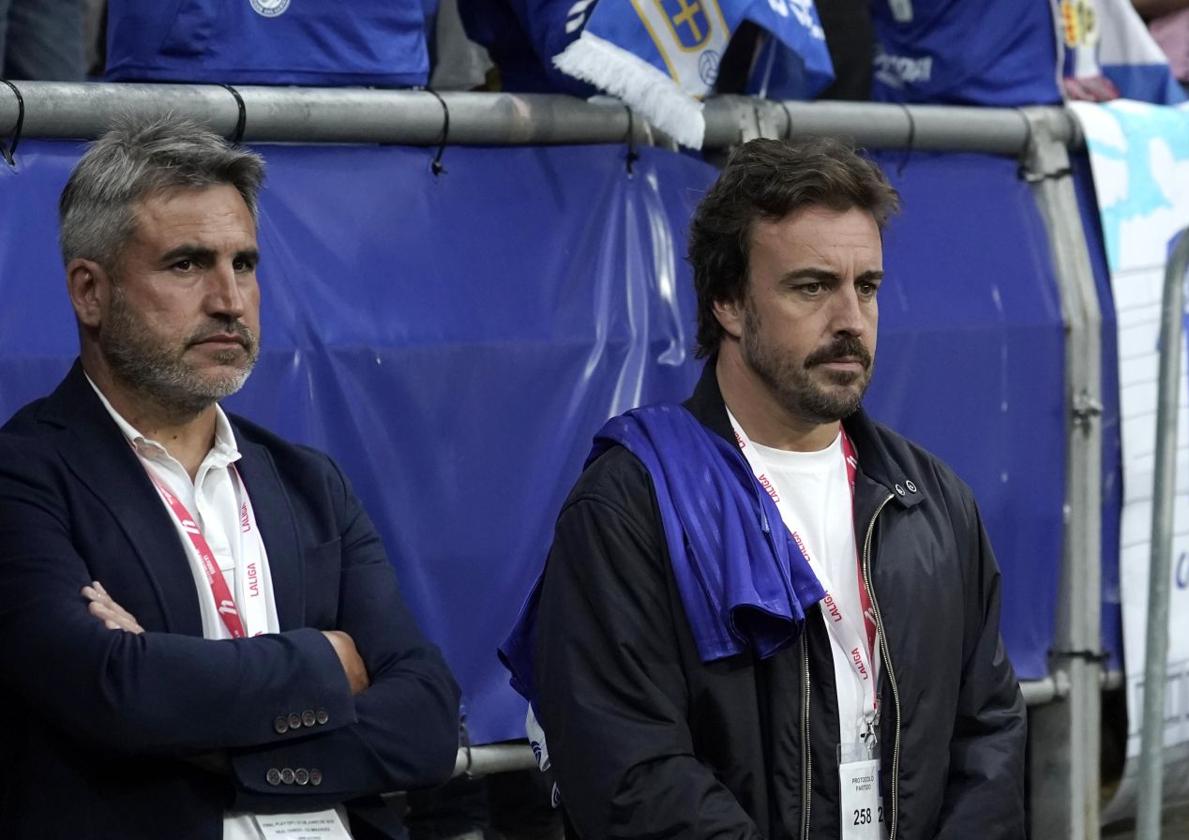 Fernando Alonso no se perdió el partido en el Tartiere.