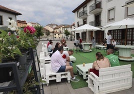 p SedePara celebrar los 30 años de la entidad, los propios usuarios han hecho una terraza chill out.