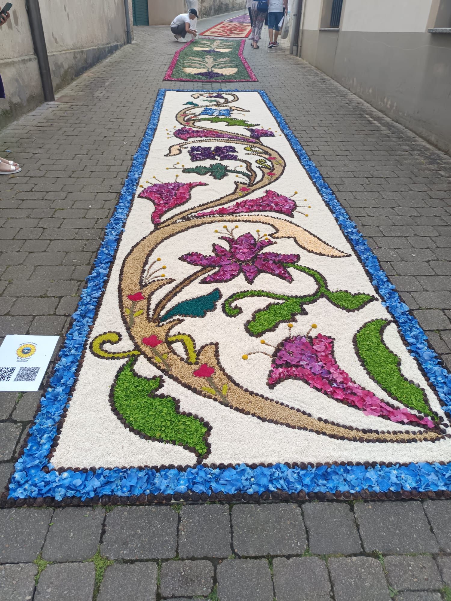 El ascenso del Real Oviedo se cuela en las alfombras florales del Corpus de Castropol