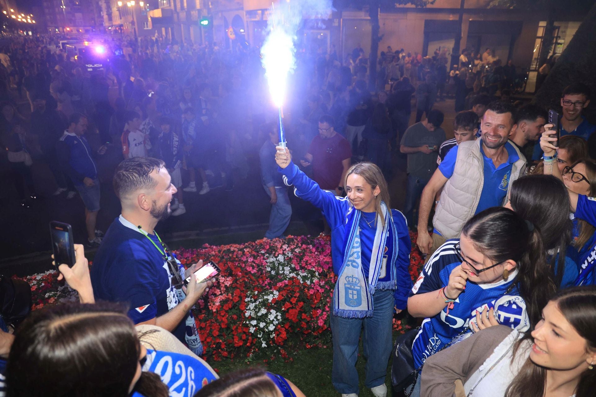 Locura y celebración en Oviedo por volver a Primera