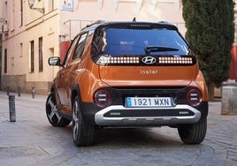 Como promoción Hyundai regala el cargador y la instalación con la compra del INSTER.