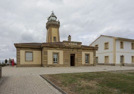 Se reformarán tanto el edificio principal como el anexo del Faro de Avilés.