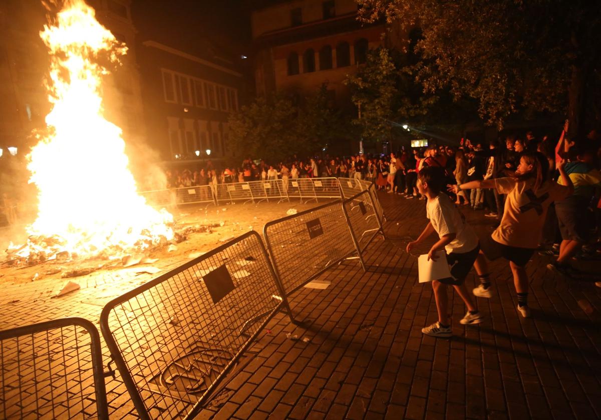 La Noche de San Juan prolonga la fiesta en Oviedo