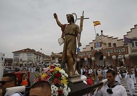 San Juan de la Arena celebra su procesión marinera, declarada de Interés Turístico