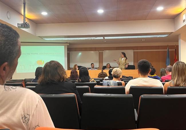Un momento del encuentro con empresas.