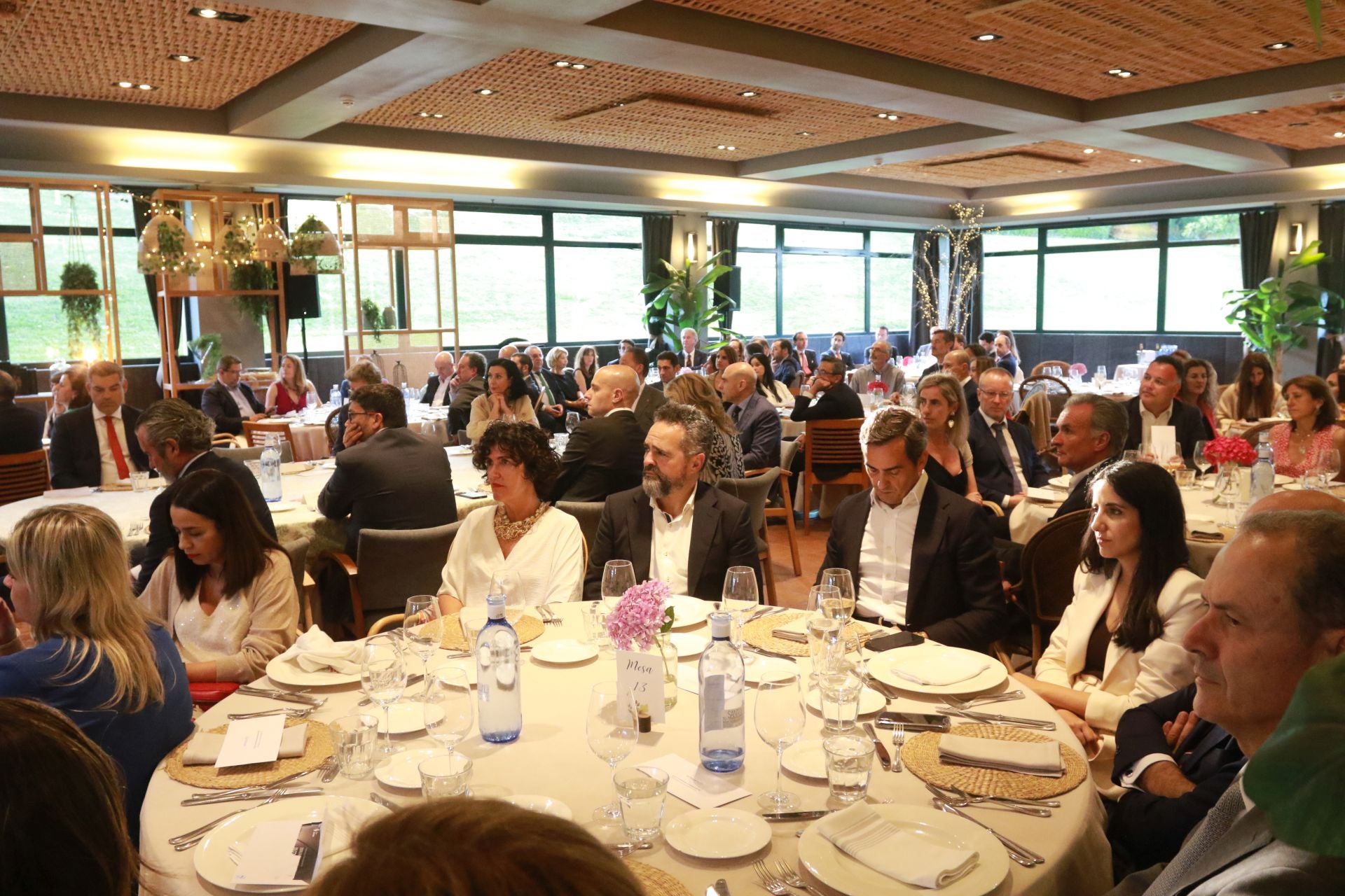 Entrega del reconocimiento &#039;Gijonés del año&#039; al Grupo Covadonga