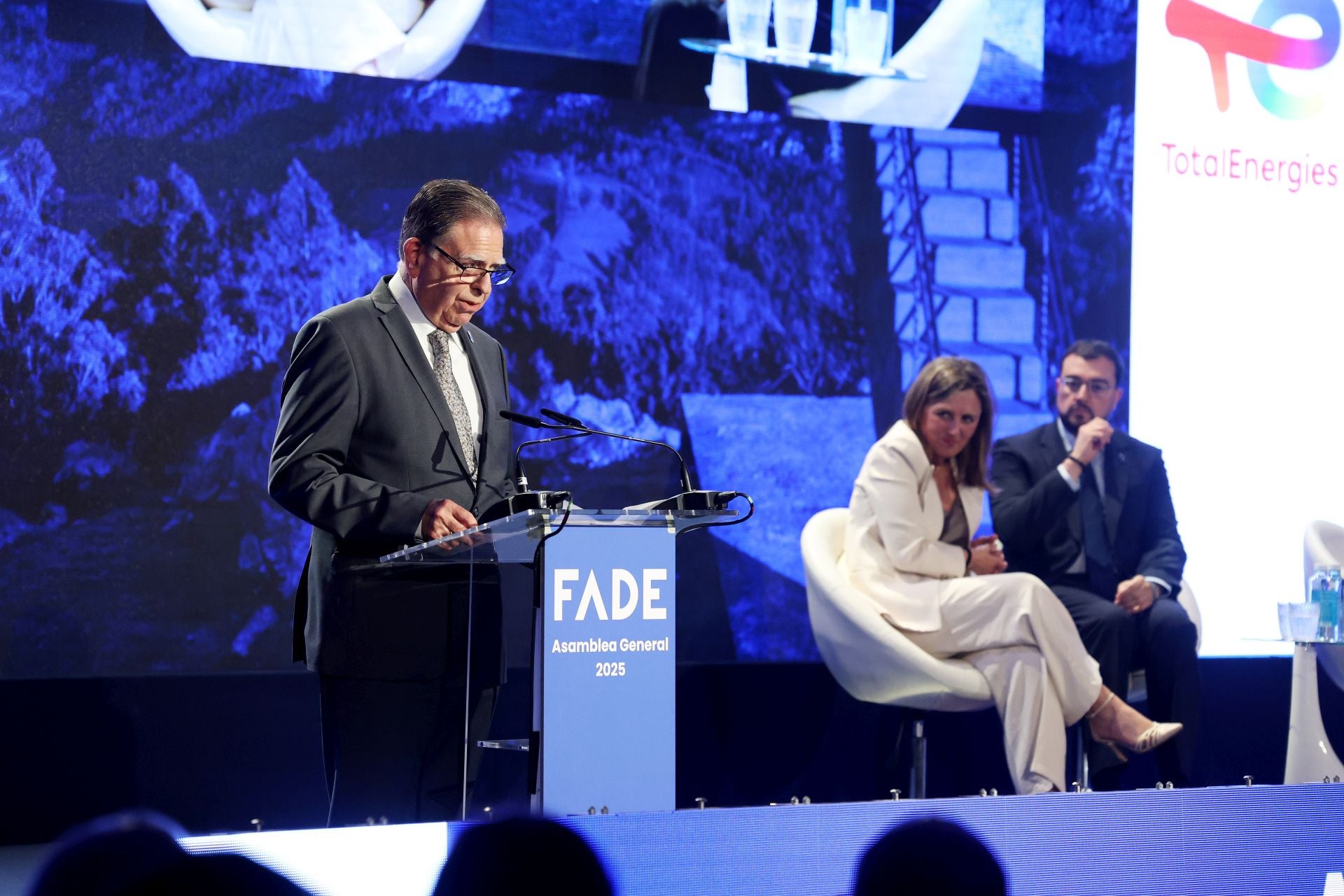 Fotos: Asamblea de Fade en el hotel Reconquista, en Oviedo