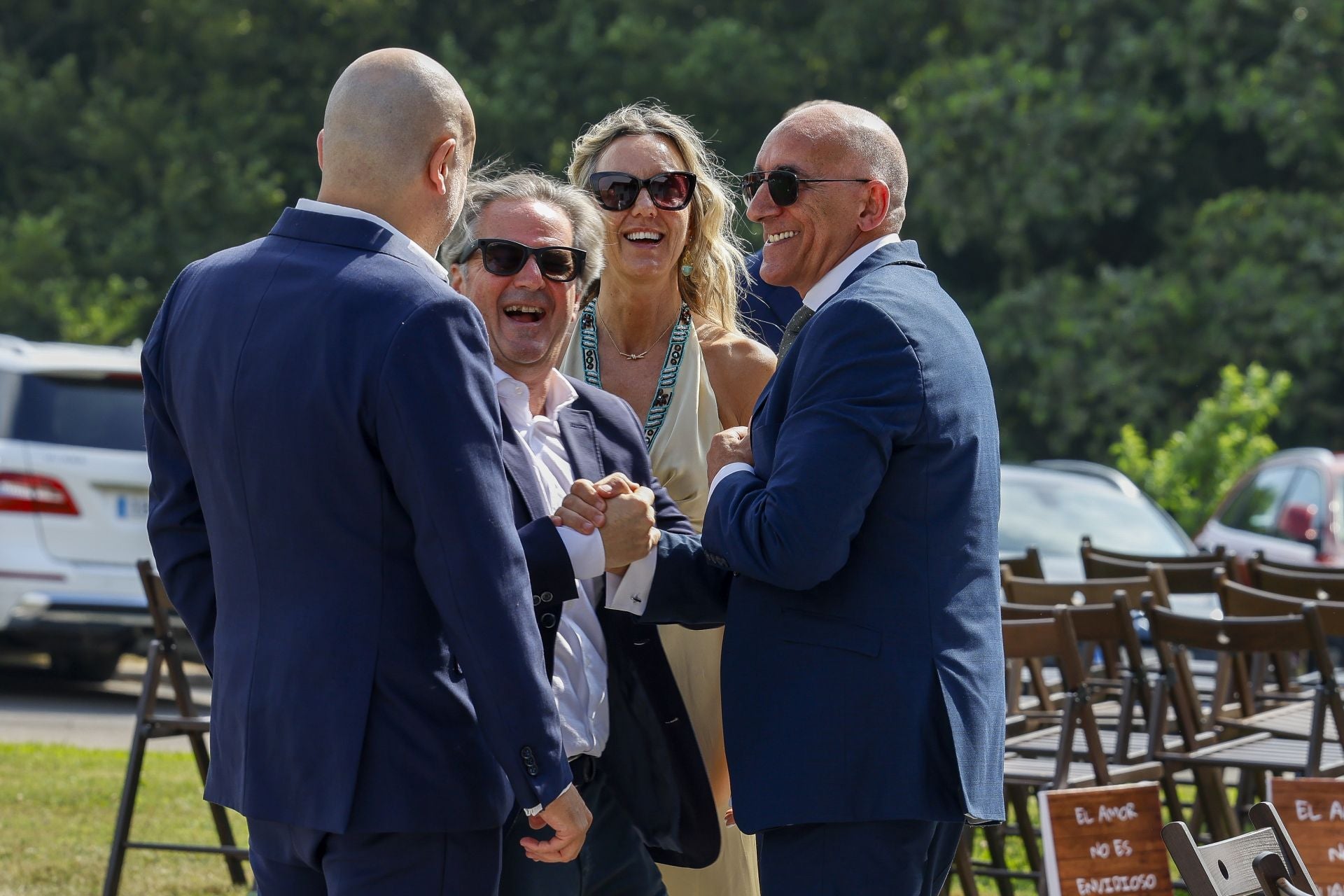 La familia sidrera se reunió en torno a la boda de Víctor &#039;Chaflán&#039; en Gijón