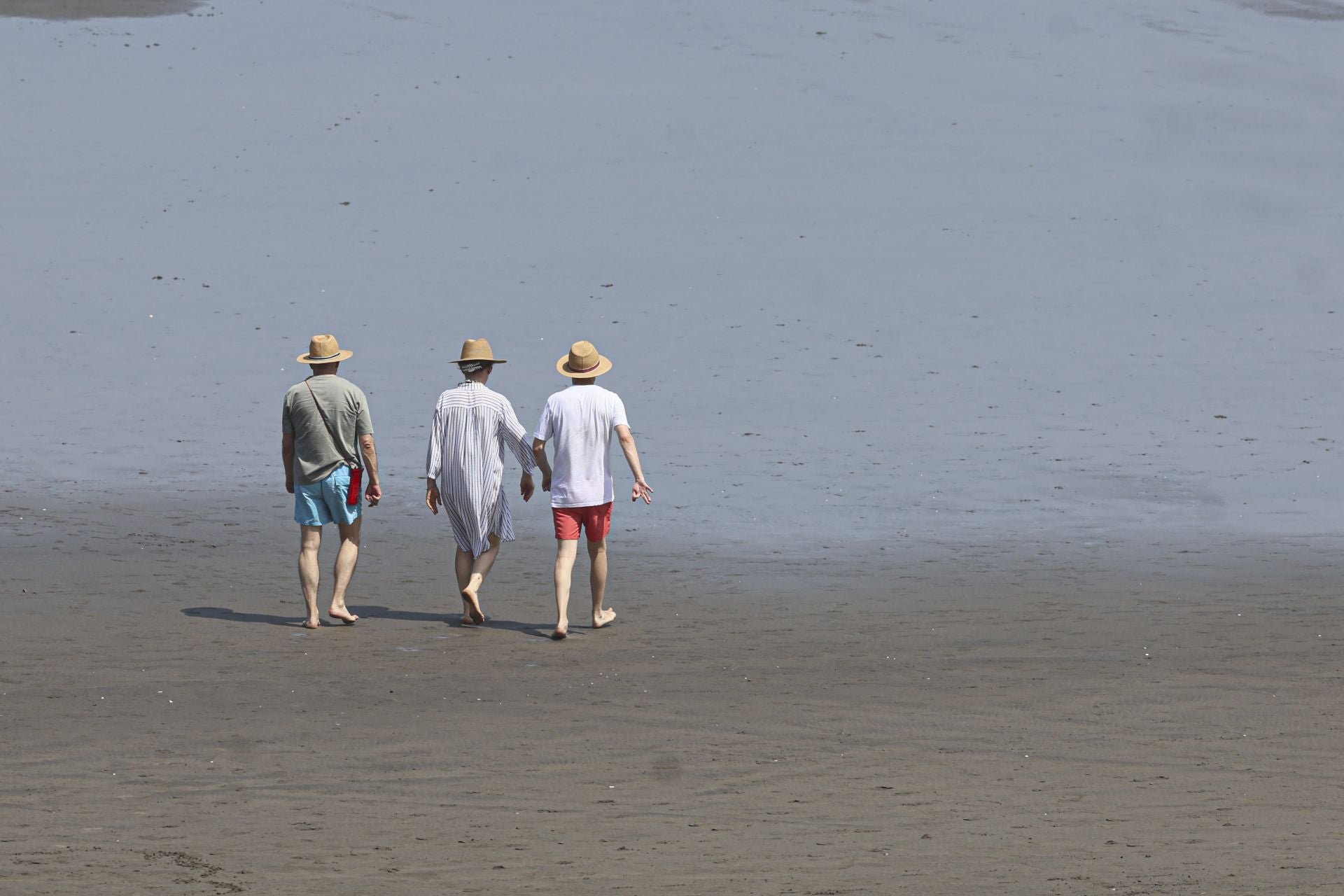 Domingo de agobiante calor: Asturias supera los 36 grados