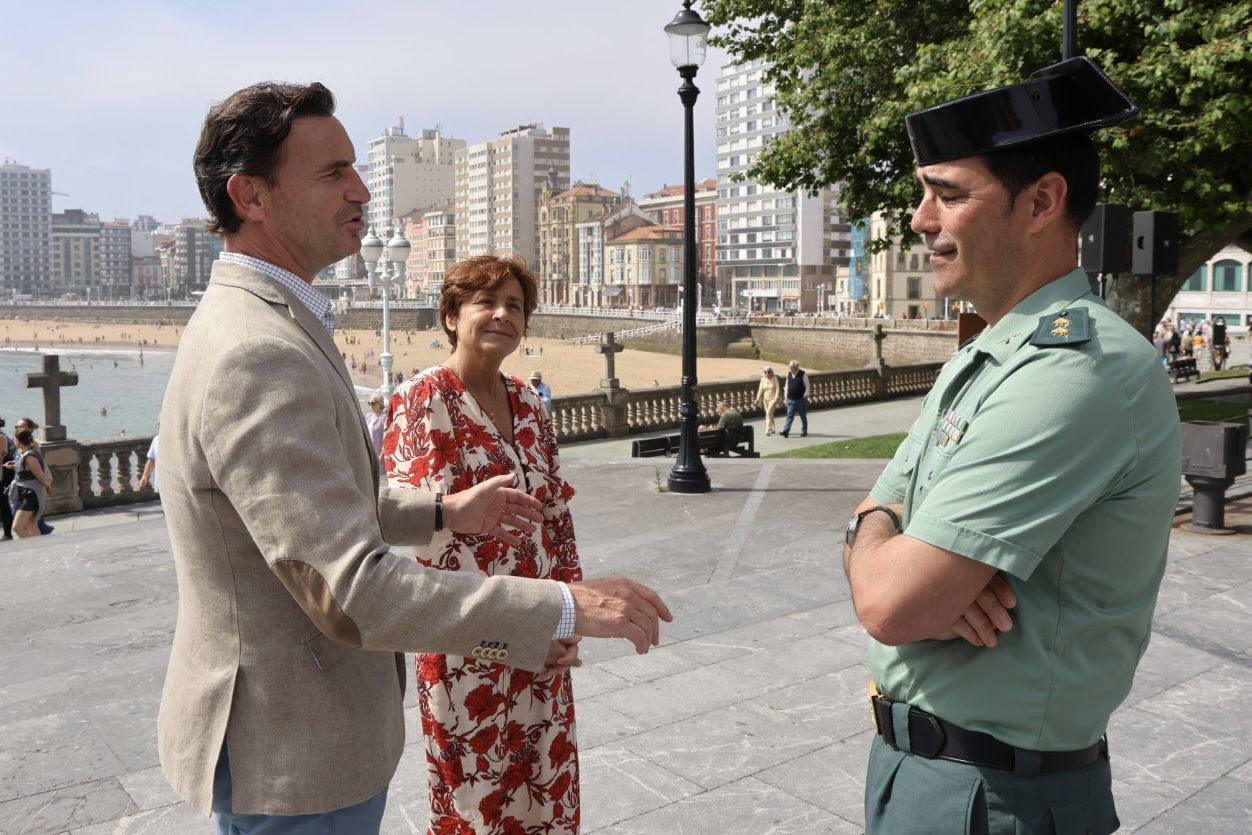 Gijón se rinde a San Pedro