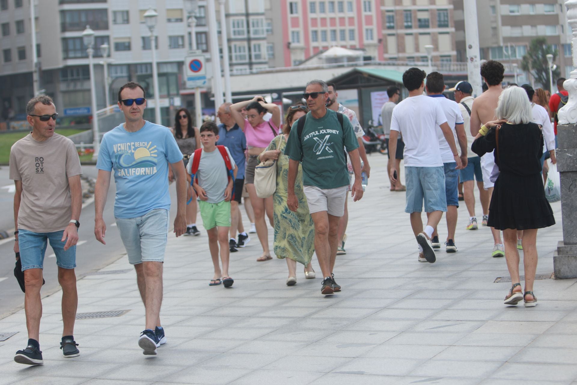 Domingo de agobiante calor: Asturias supera los 36 grados