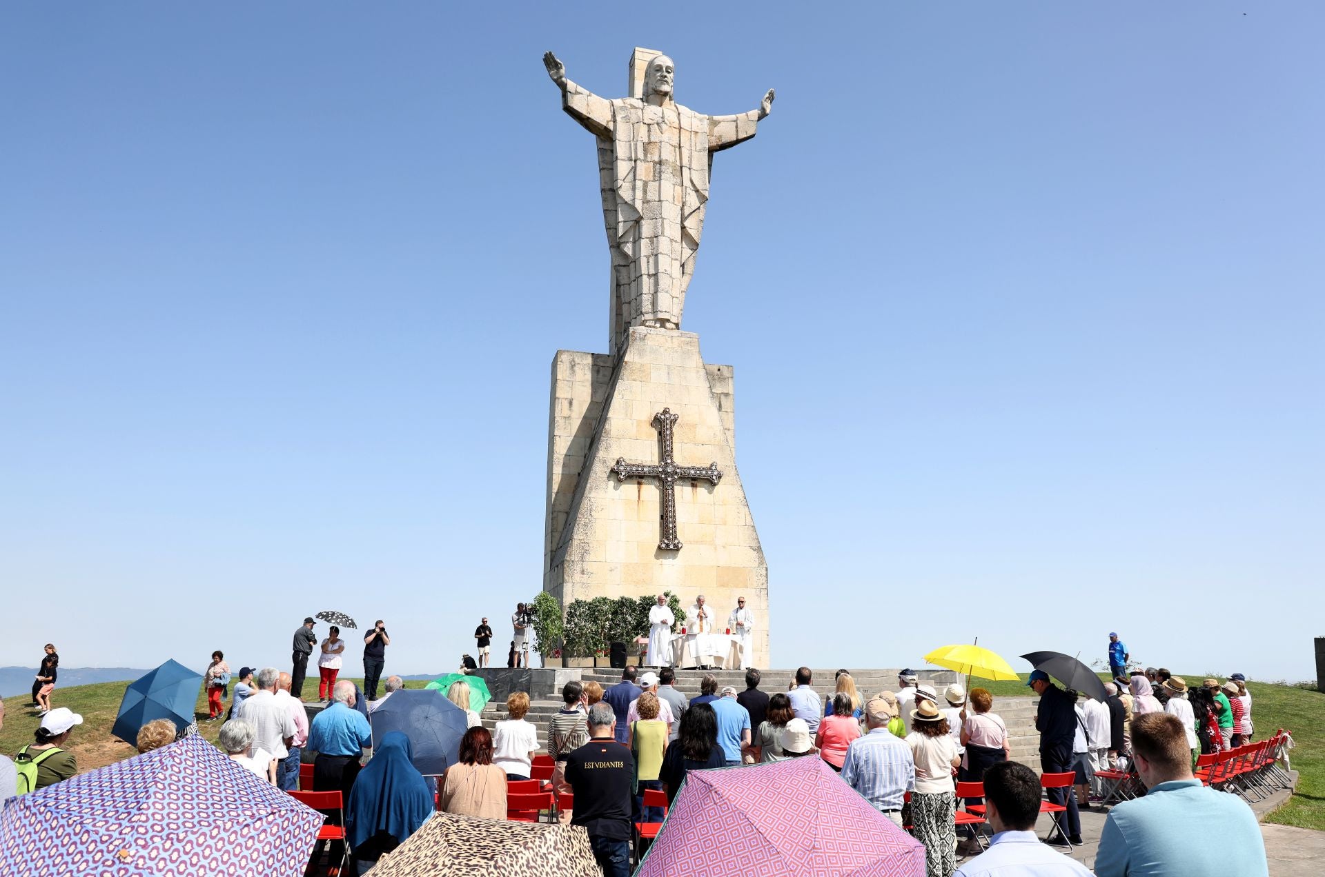 Domingo de agobiante calor: Asturias supera los 36 grados