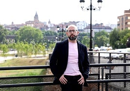 José Luis Velázquez.