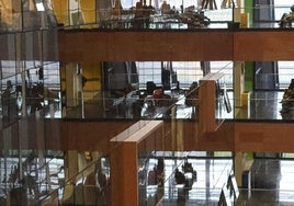 Una sala de espera del HUCA.