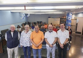 Carlos Guardado, Pepa Sanz, Pelayo García, Basilio Otero yAlejandro Alonso, antes del inicio del evento.