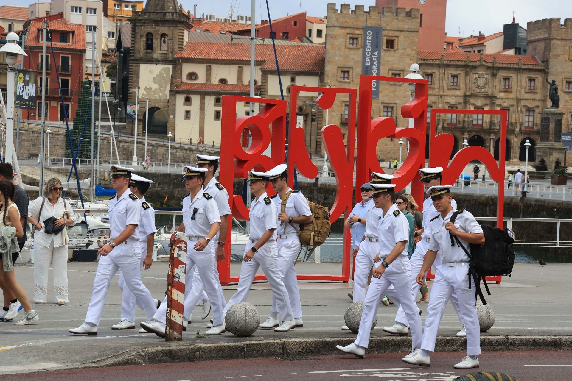 Gijón recibe a la Princesa Leonor y al &#039;Elcano&#039;: un día para la historia contado en imágenes