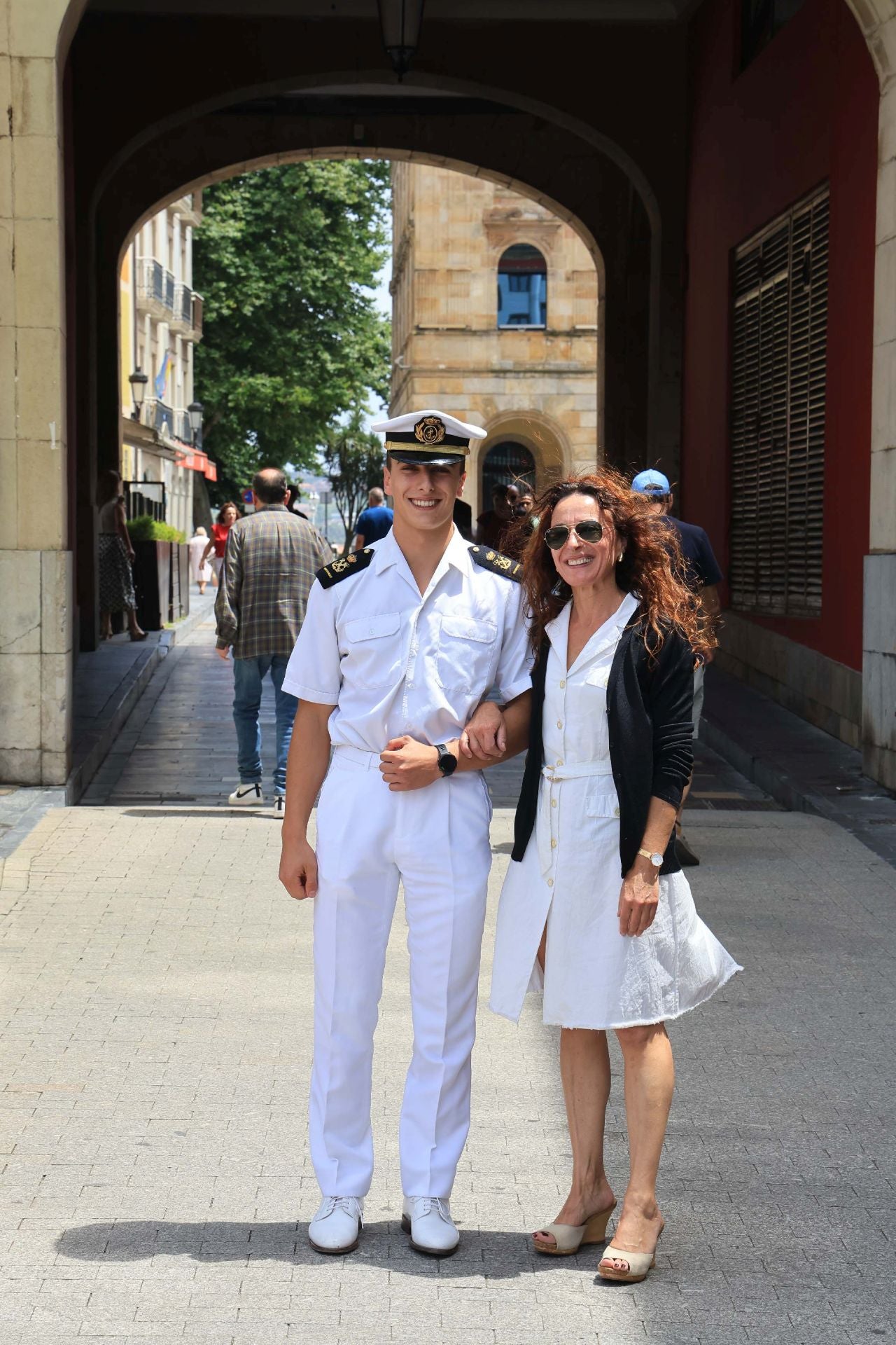 Gijón recibe a la Princesa Leonor y al &#039;Elcano&#039;: un día para la historia contado en imágenes