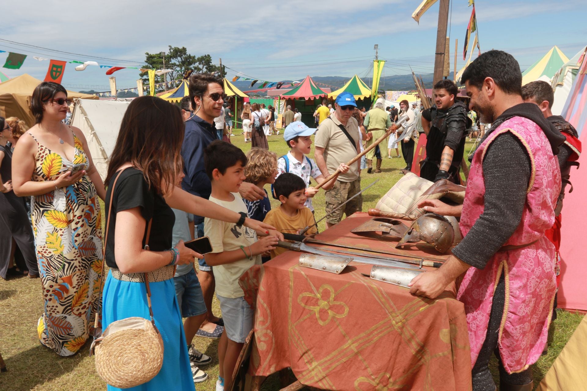 La Llanera más medieval crece con los Exconxuraos