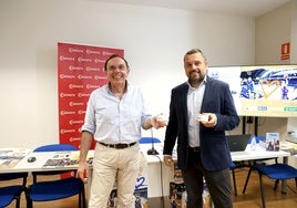 El presidente Fernando Villabella y el director general del club, Fernando García.