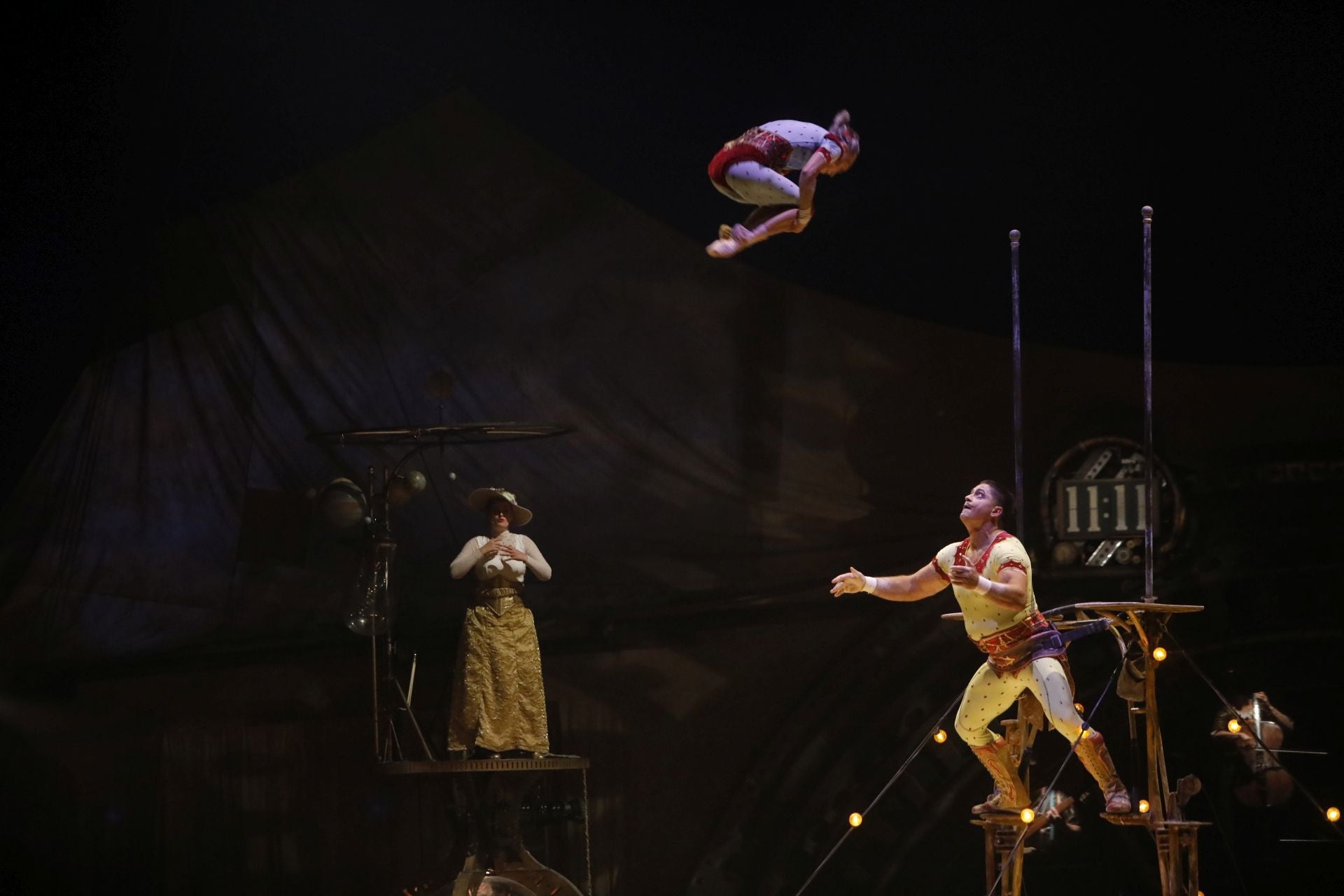 Las espectaculares imágenes que deja &#039;Kurios&#039; del Cirque du Soleil en su estreno en Gijón