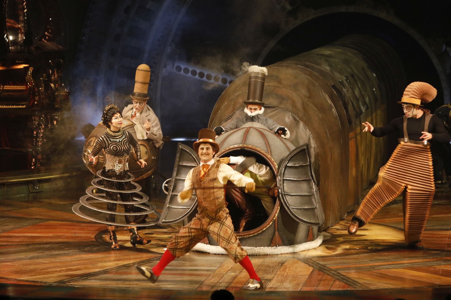 Las espectaculares imágenes que deja &#039;Kurios&#039; del Cirque du Soleil en su estreno en Gijón