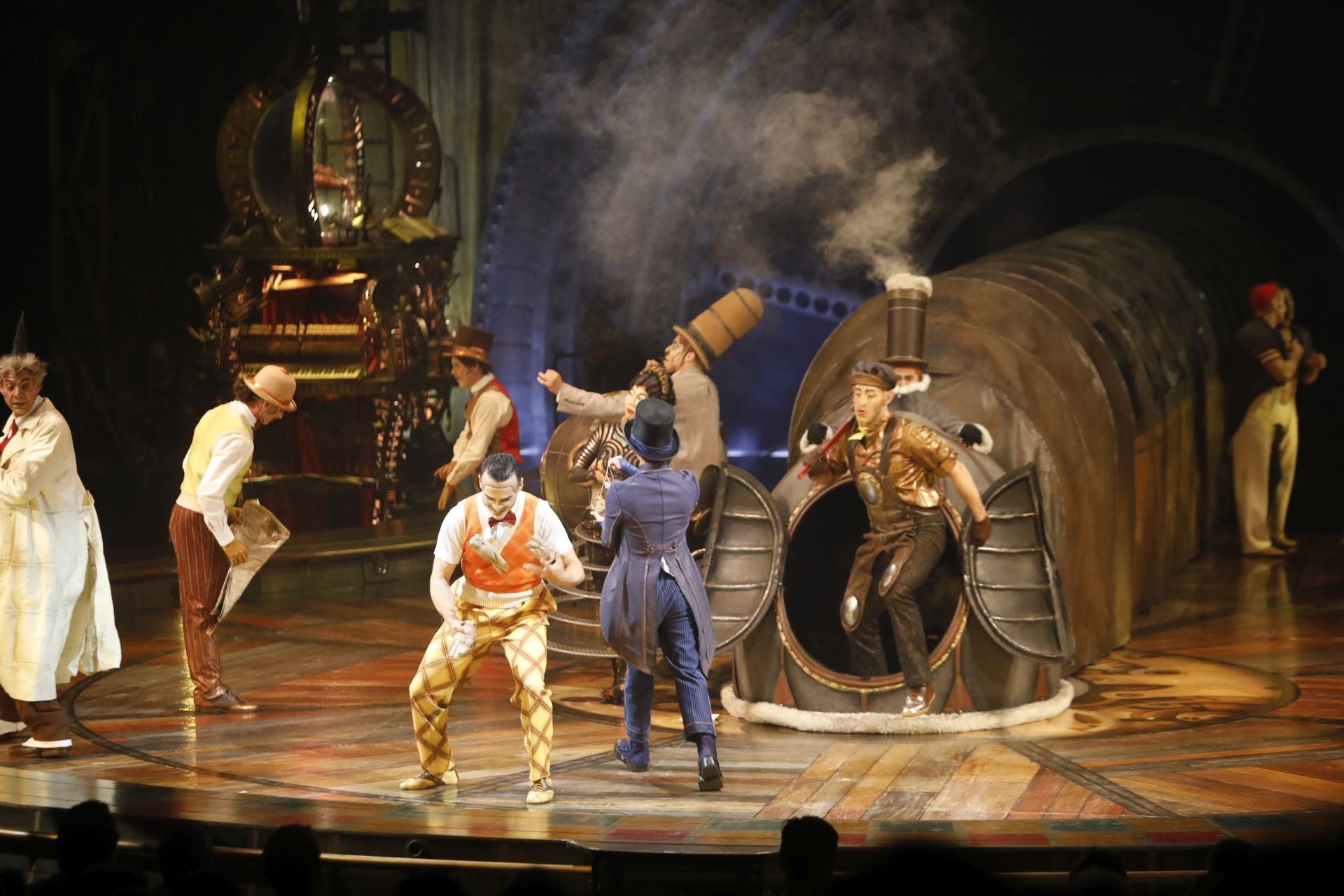Las espectaculares imágenes que deja &#039;Kurios&#039; del Cirque du Soleil en su estreno en Gijón