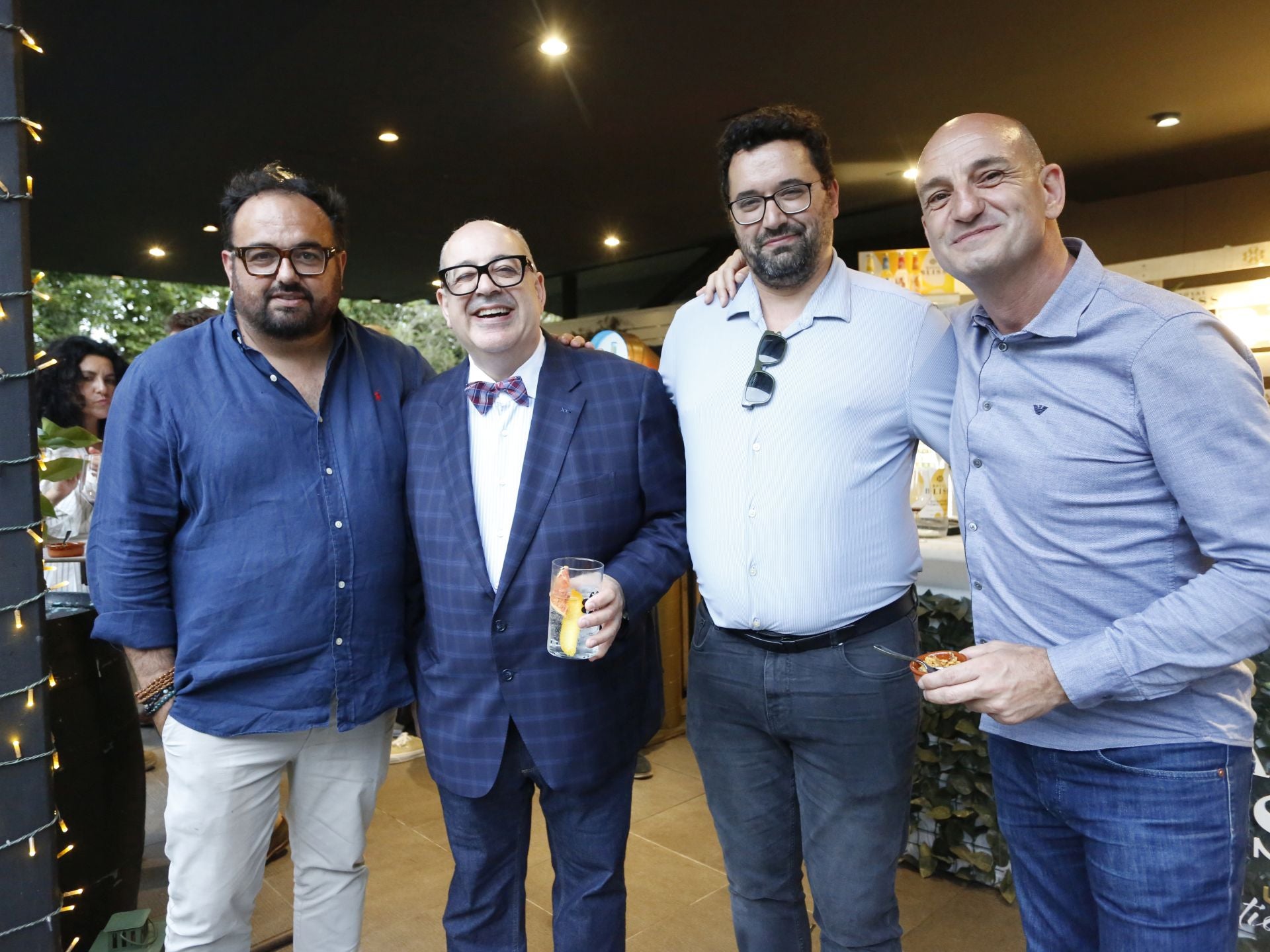 Tito Rodríguez (Picofino), Juan Luis González (Casa Belarmino), Juan Carlos Martínez(Tierra Astur) y el periodista César Andrino.