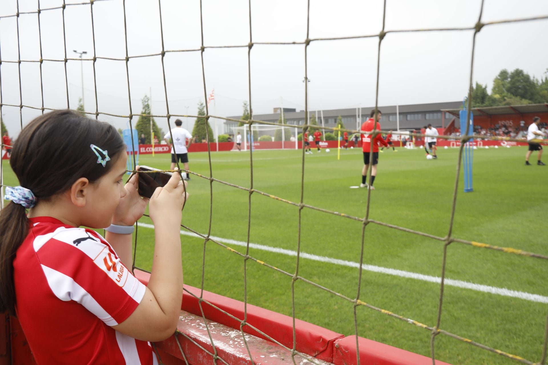 &#039;Mareona&#039; en el primer entrenamiento de la temporada del Sporting de Gijón