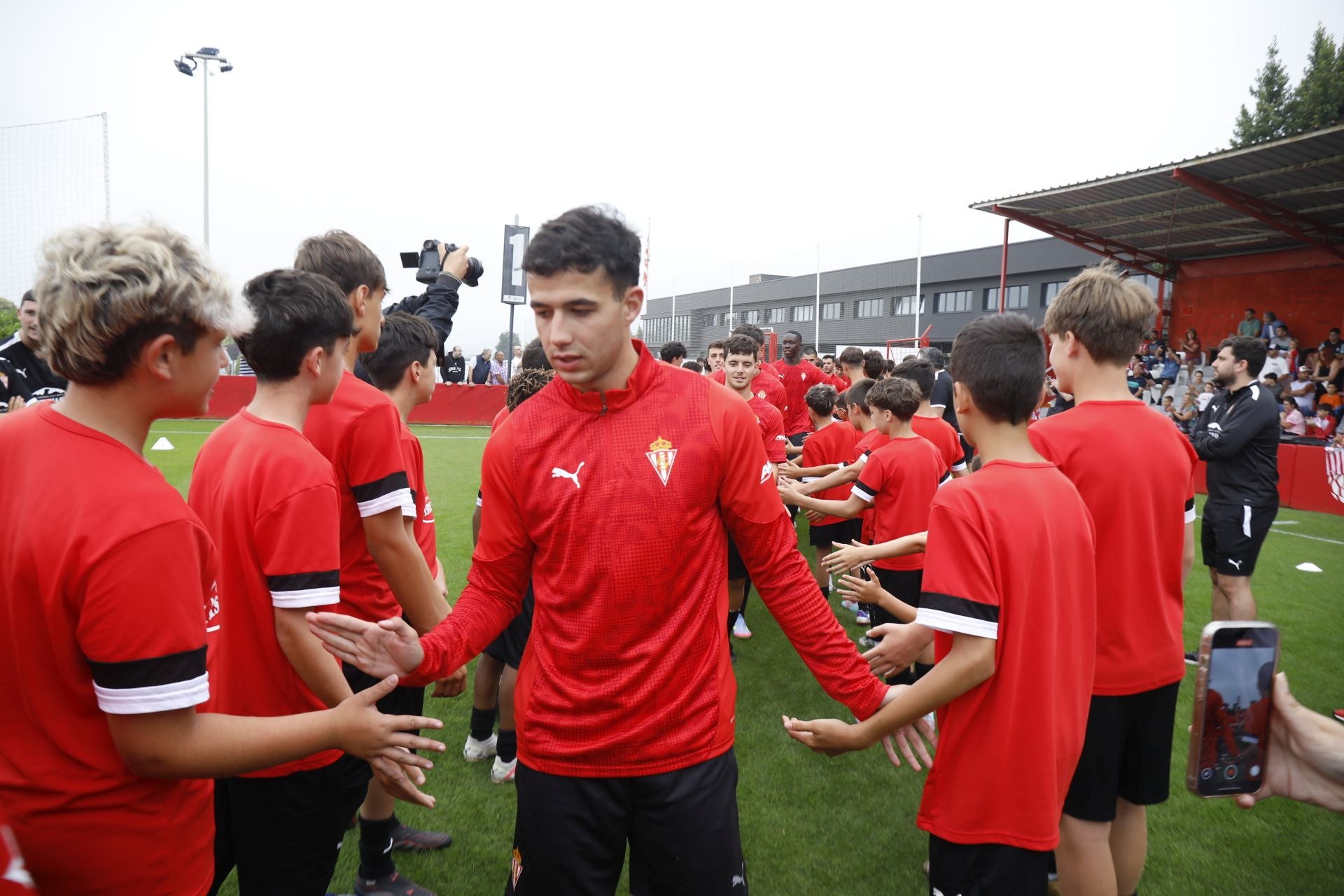 &#039;Mareona&#039; en el primer entrenamiento de la temporada del Sporting de Gijón