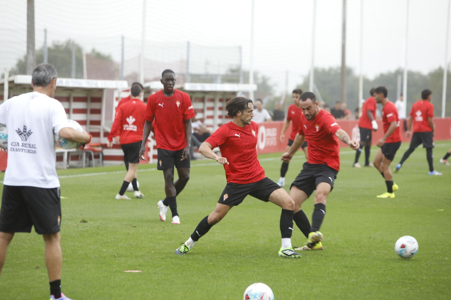 &#039;Mareona&#039; en el primer entrenamiento de la temporada del Sporting de Gijón