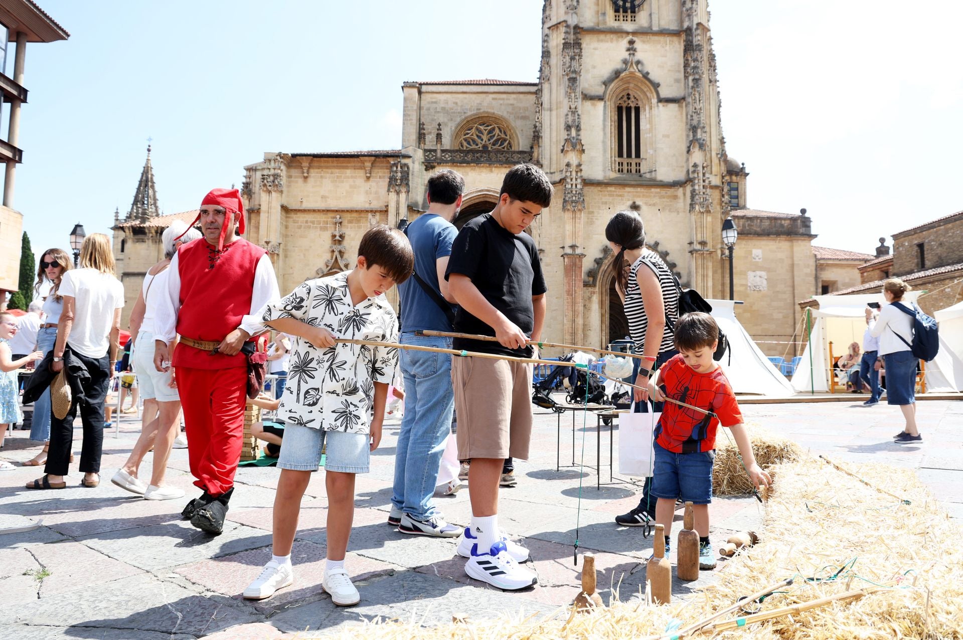 Oviedo honra al primer peregrino