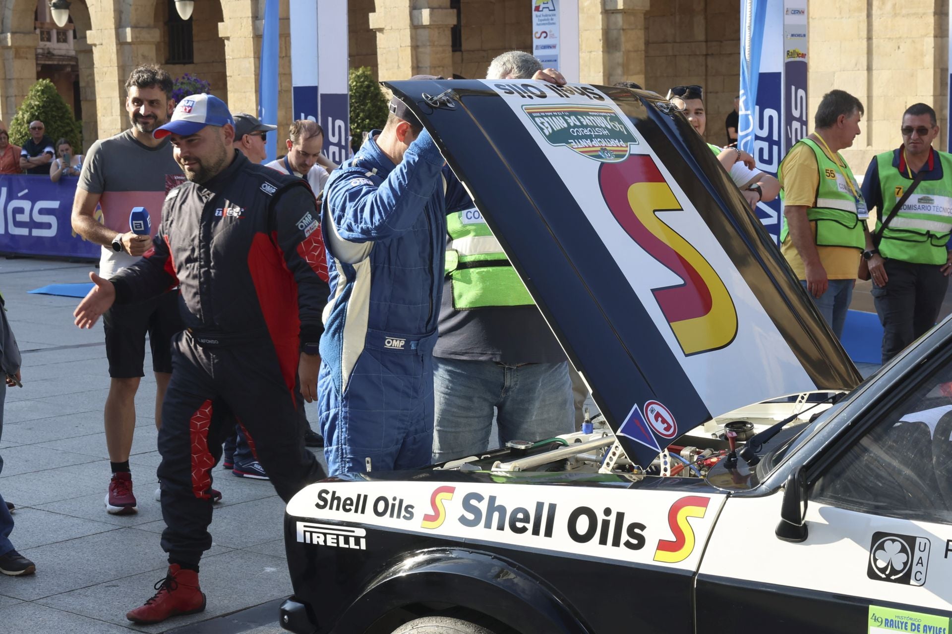 Avilés quema rueda: las fotos que deja el Rallye Histórico