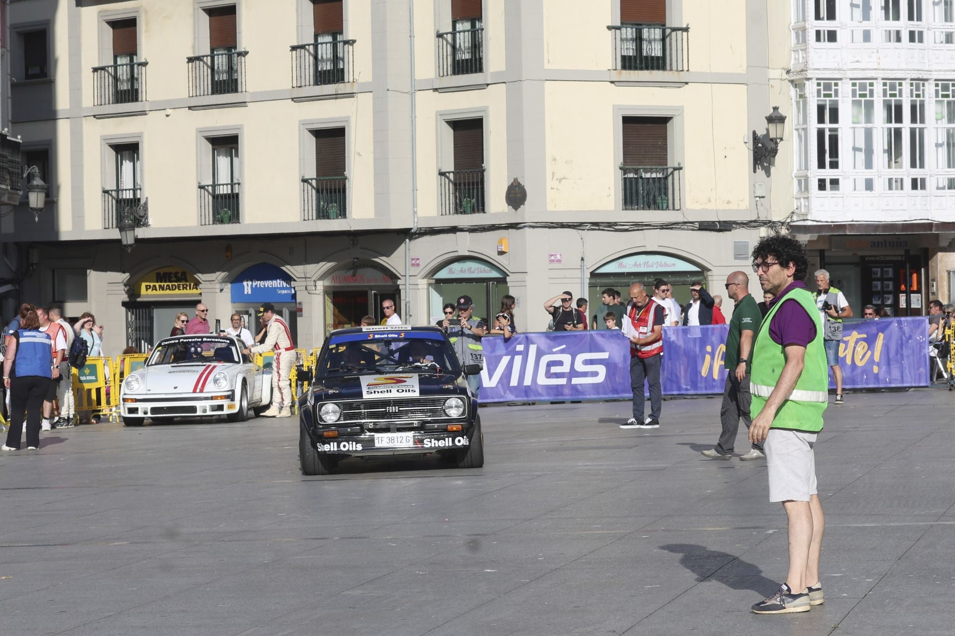 Avilés quema rueda: las fotos que deja el Rallye Histórico