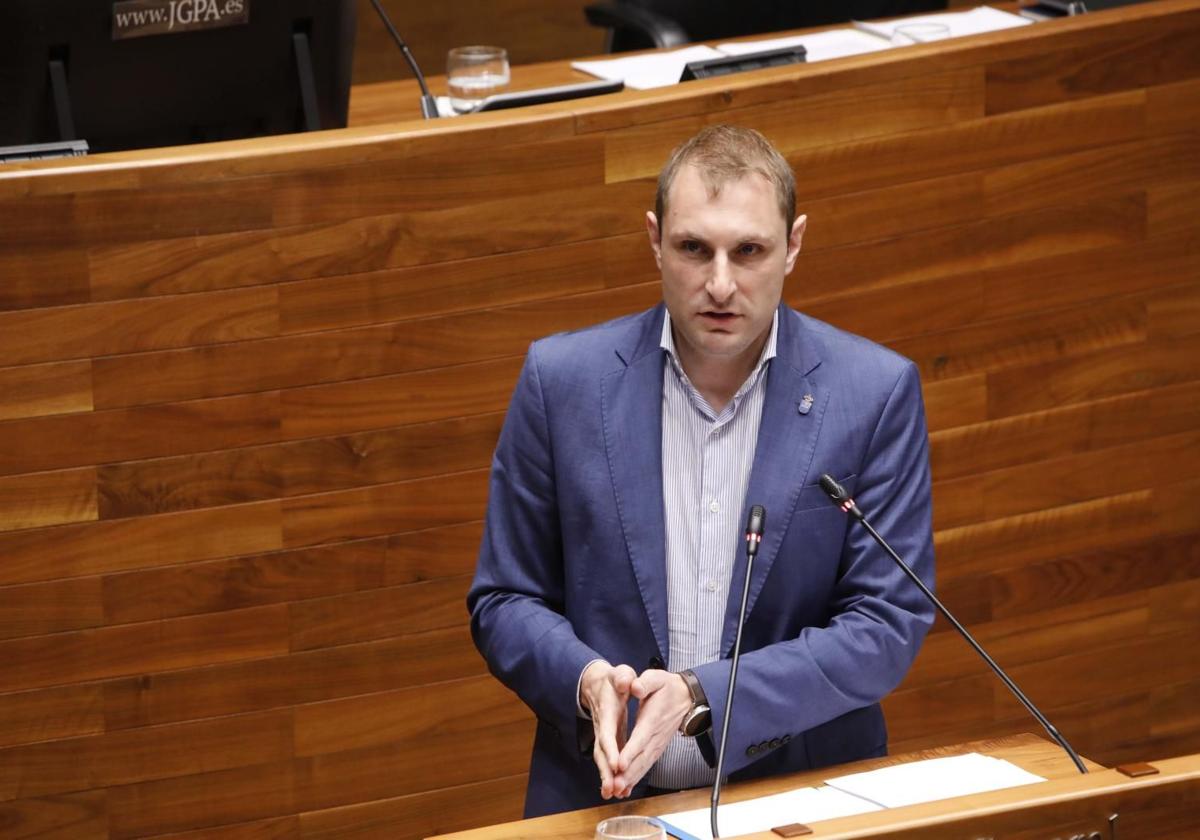 Adrián Pumares, en una intervención en la Junta General.