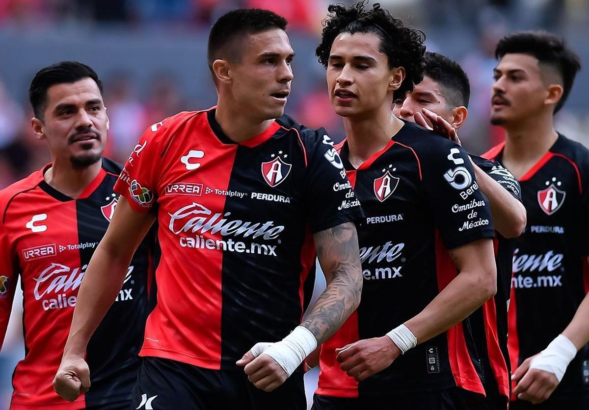 Uros Djurdjevic 'Djuka', en un partido con el Atlas.