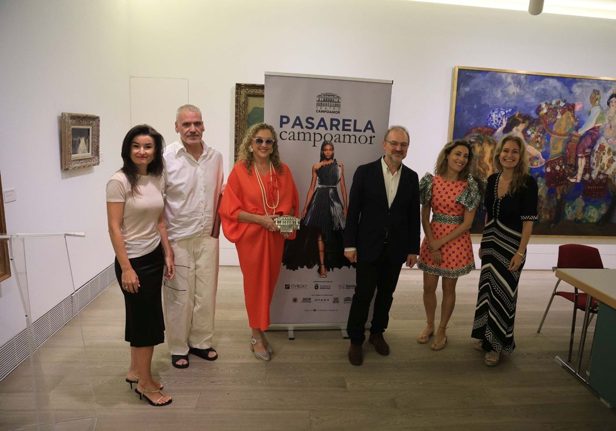 Beatriz Cabrero, Alfonsdo Pérez, Graciela Suárez, Gabino Busto, Celia B, y Alicia Suárez Hulton.