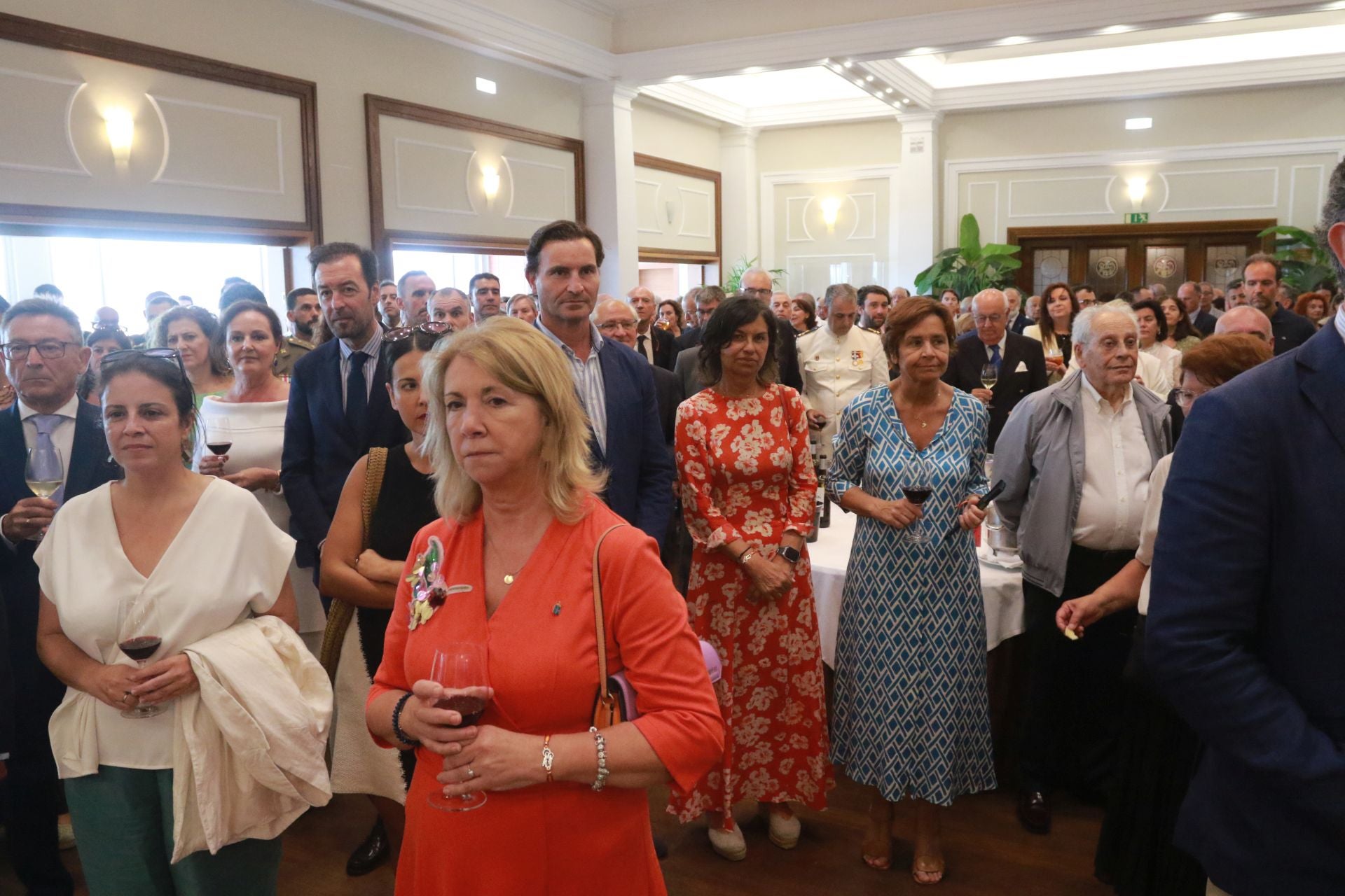La Armada honra a la Virgen del Carmen en Gijón